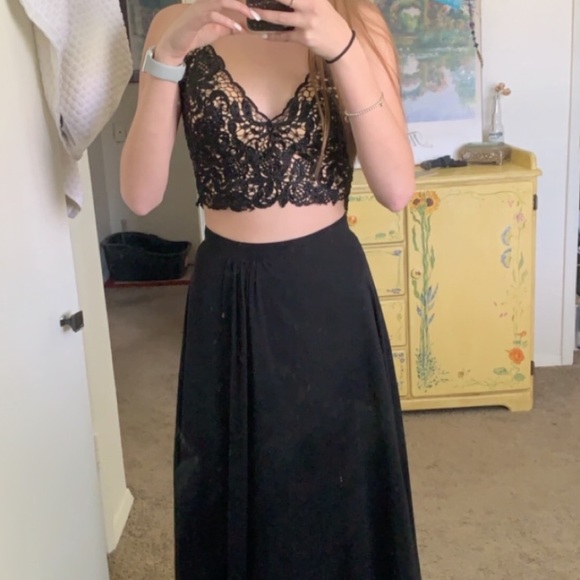 faviana prom dress - Picture 2 of 6